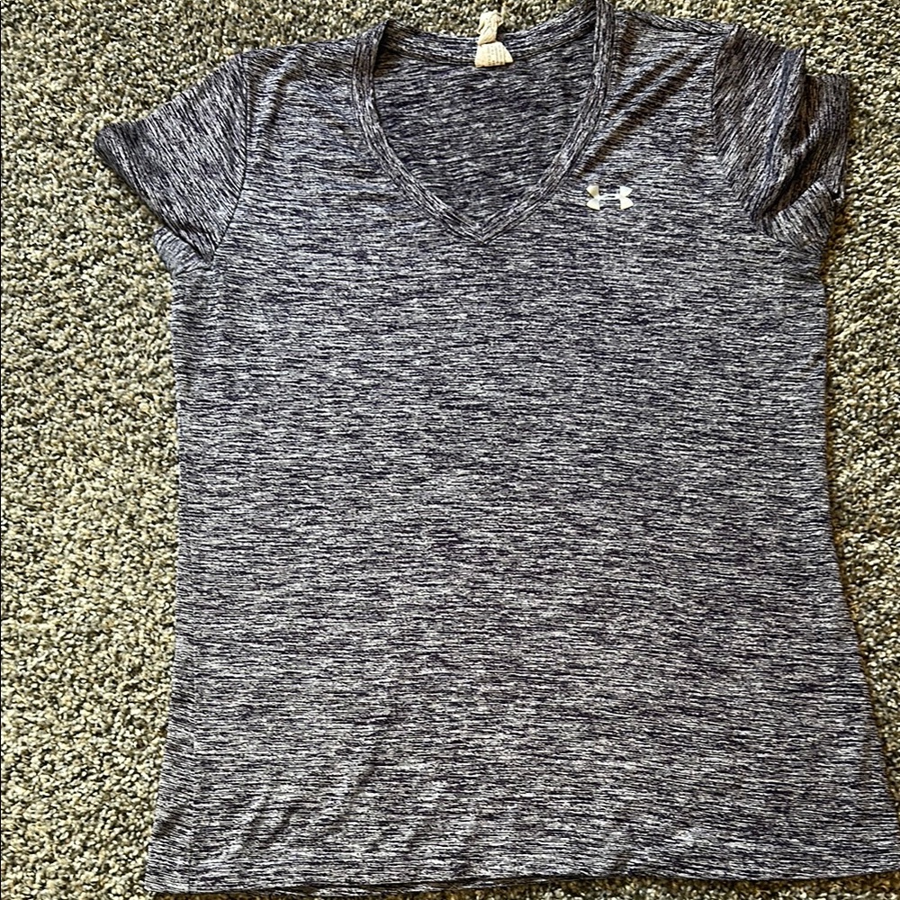 Under Armour Women's V-Neck Top